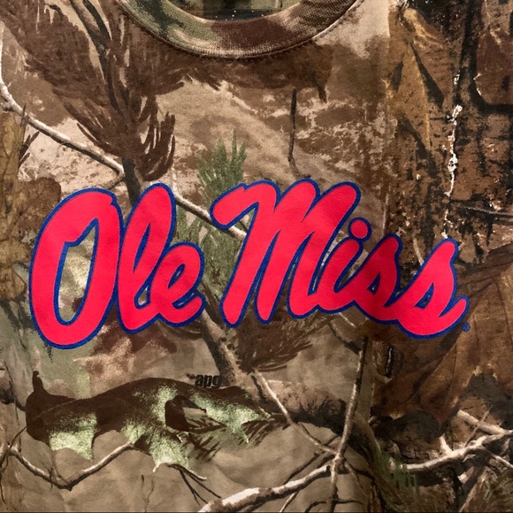 NWT Camo Ole Miss College Football T-shirt - Picture 2 of 3